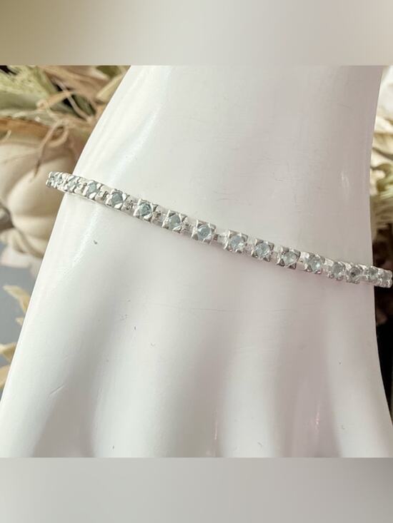 None Jewelry - 925 Sterling Silver Tennis Style Bracelet